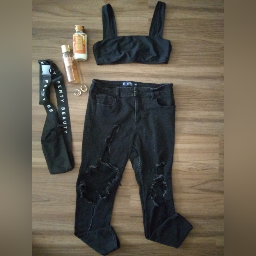 🖤 Hollister High Rise Super Skinny 🖤
